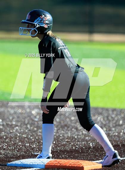Thumbnail 2 in Canton vs Grand Saline photogallery.
