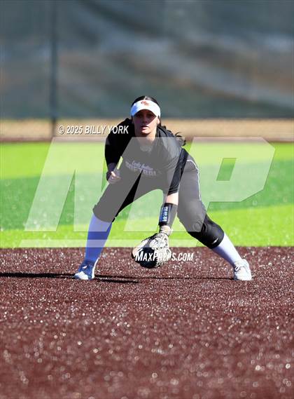 Thumbnail 2 in Canton vs Grand Saline photogallery.
