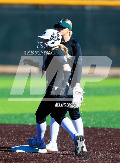 Thumbnail 2 in Canton vs Grand Saline photogallery.