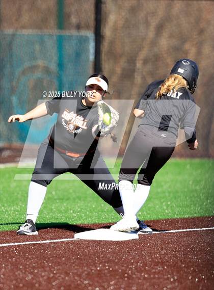 Thumbnail 1 in Canton vs Grand Saline photogallery.