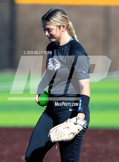 Thumbnail 1 in Canton vs Grand Saline photogallery.