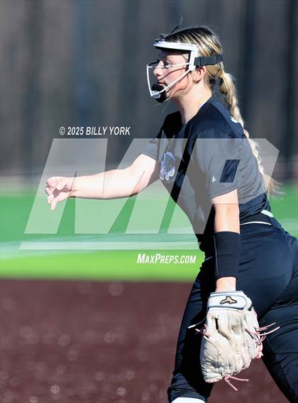 Thumbnail 2 in Canton vs Grand Saline photogallery.