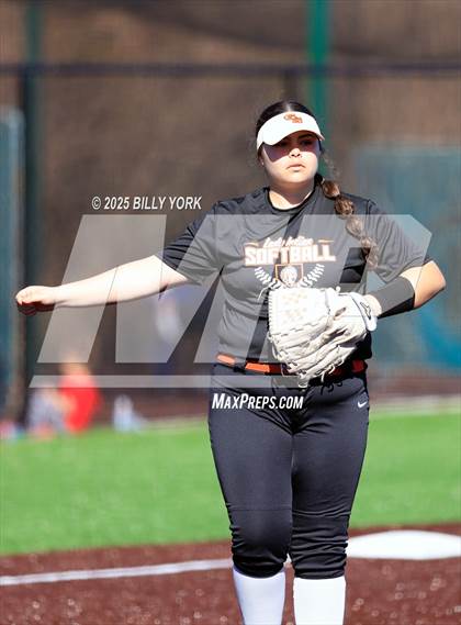 Thumbnail 3 in Canton vs Grand Saline photogallery.