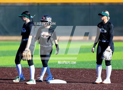 Thumbnail 2 in Canton vs Grand Saline photogallery.
