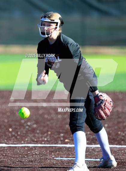 Thumbnail 3 in Canton vs Grand Saline photogallery.