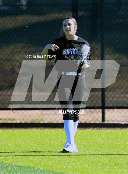 Thumbnail 1 in Canton vs Grand Saline photogallery.