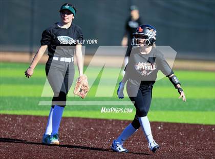 Thumbnail 2 in Canton vs Grand Saline photogallery.