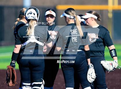 Thumbnail 2 in Canton vs Grand Saline photogallery.