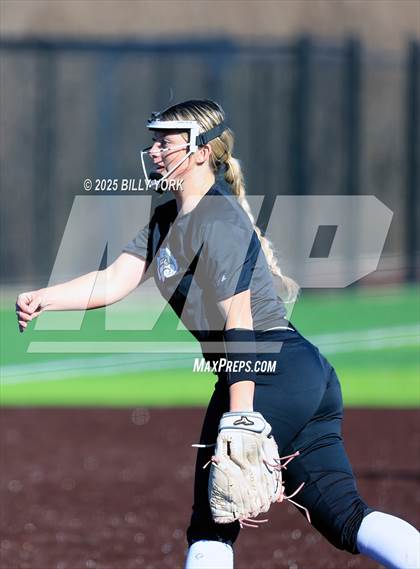 Thumbnail 2 in Canton vs Grand Saline photogallery.