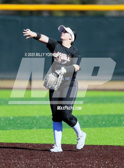 Thumbnail 3 in Canton vs Grand Saline photogallery.