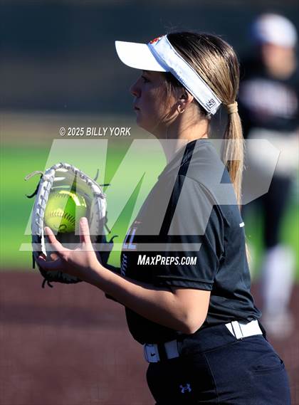 Thumbnail 1 in Canton vs Grand Saline photogallery.