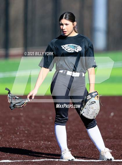 Thumbnail 2 in Canton vs Grand Saline photogallery.