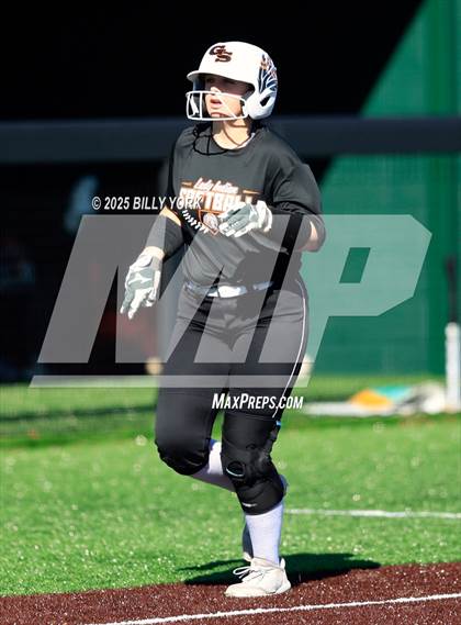 Thumbnail 3 in Canton vs Grand Saline photogallery.