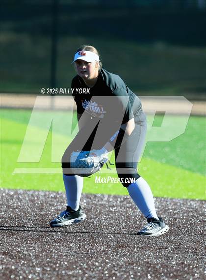 Thumbnail 3 in Canton vs Grand Saline photogallery.