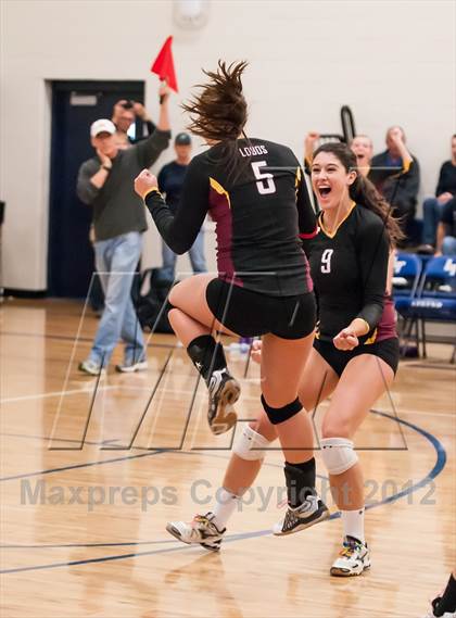 Thumbnail 3 in Legend vs. Rocky Mountain photogallery.