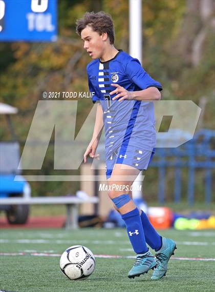 Thumbnail 1 in Old Saybrook vs. Portland (CIAC Class S Second Round) photogallery.