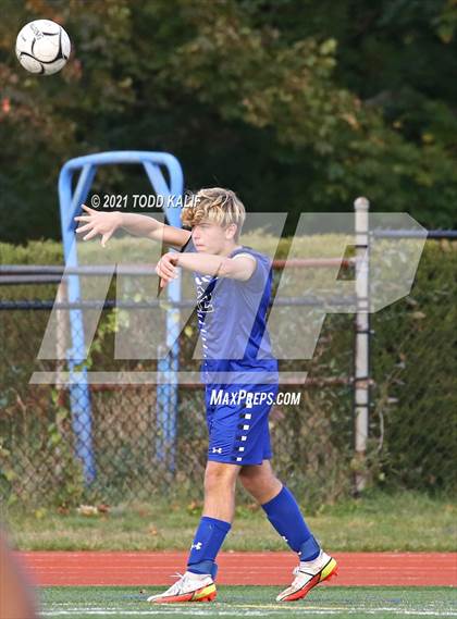Thumbnail 1 in Old Saybrook vs. Portland (CIAC Class S Second Round) photogallery.