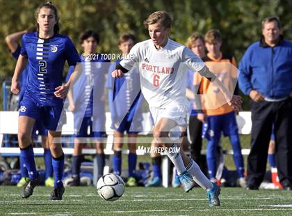 Thumbnail 1 in Old Saybrook vs. Portland (CIAC Class S Second Round) photogallery.