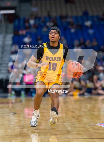 Thumbnail 2 in Stony Point vs Beumont United (UIL 6A Basketball Semifinal) photogallery.
