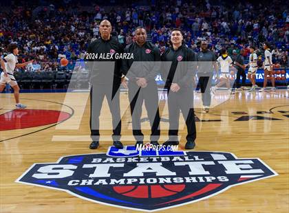Thumbnail 1 in Stony Point vs Beumont United (UIL 6A Basketball Semifinal) photogallery.