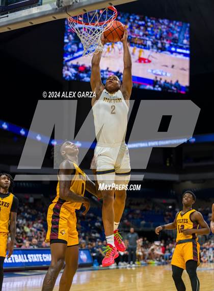 Thumbnail 2 in Stony Point vs Beumont United (UIL 6A Basketball Semifinal) photogallery.