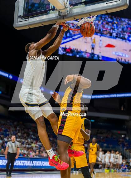 Thumbnail 2 in Stony Point vs Beumont United (UIL 6A Basketball Semifinal) photogallery.