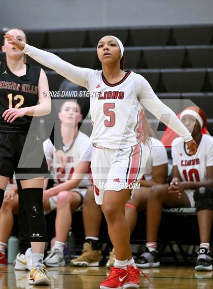 Thumbnail 3 in Mission Hills vs. McClatchy (St. Mary's MLK Classic) photogallery.