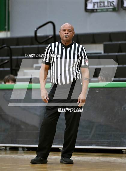 Thumbnail 1 in Mission Hills vs. McClatchy (St. Mary's MLK Classic) photogallery.