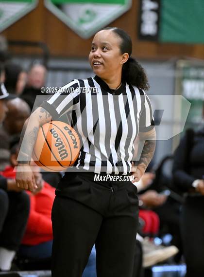 Thumbnail 1 in Mission Hills vs. McClatchy (St. Mary's MLK Classic) photogallery.
