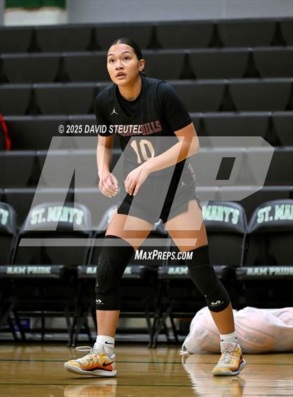 Thumbnail 3 in Mission Hills vs. McClatchy (St. Mary's MLK Classic) photogallery.