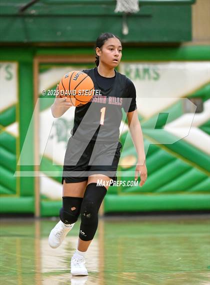 Thumbnail 2 in Mission Hills vs. McClatchy (St. Mary's MLK Classic) photogallery.