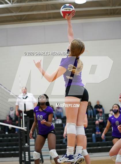 Thumbnail 3 in Magnolia West @ College Station (Freshman A Teams) photogallery.