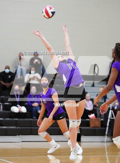 Thumbnail 3 in Magnolia West @ College Station (Freshman A Teams) photogallery.