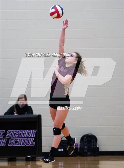 Thumbnail 3 in Magnolia West @ College Station (Freshman A Teams) photogallery.
