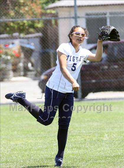 Thumbnail 3 in Notre Dame vs. Burlingame (CIF CCS D3 Playoffs) photogallery.