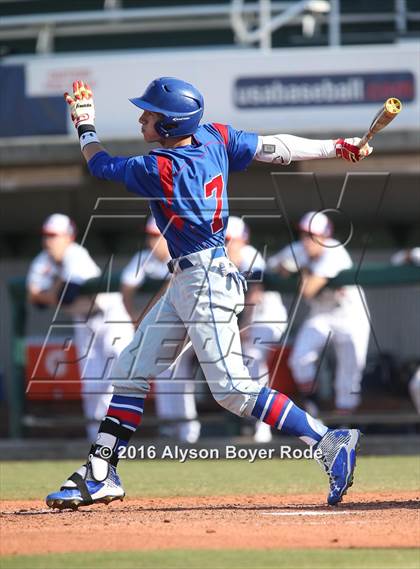 Thumbnail 1 in Chaminade vs. Walton (National High School Invitational)  photogallery.