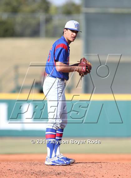 Thumbnail 3 in Chaminade vs. Walton (National High School Invitational)  photogallery.