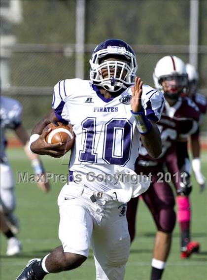 Thumbnail 1 in Tottenville @ Curtis photogallery.
