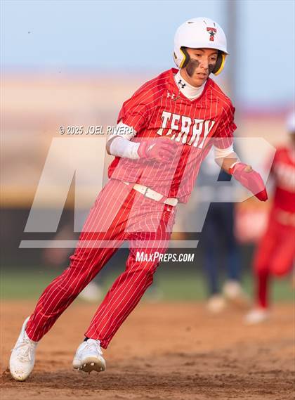 Thumbnail 1 in Lamar Consolidated @ Terry photogallery.