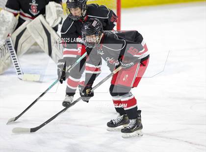 Thumbnail 1 in Steamboat Springs vs. Glenwood Springs (CHSAA 4A Final) photogallery.