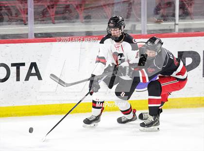 Thumbnail 3 in Steamboat Springs vs. Glenwood Springs (CHSAA 4A Final) photogallery.