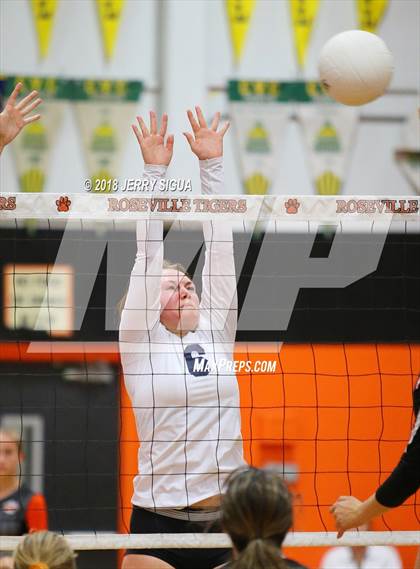 Thumbnail 3 in Pleasant Valley @ Roseville photogallery.
