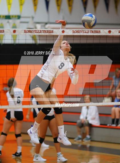 Thumbnail 1 in Pleasant Valley @ Roseville photogallery.