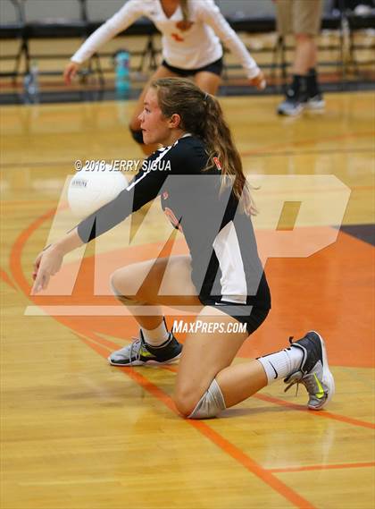 Thumbnail 1 in Pleasant Valley @ Roseville photogallery.