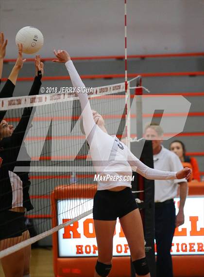 Thumbnail 3 in Pleasant Valley @ Roseville photogallery.