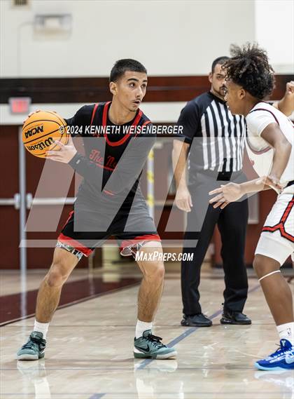 Thumbnail 3 in North vs. Hanford photogallery.