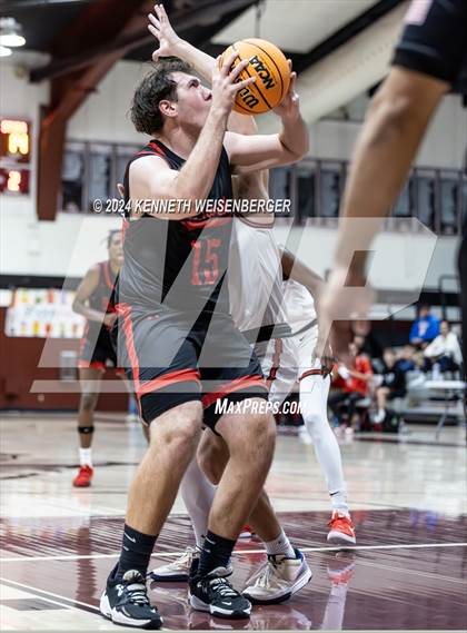 Thumbnail 1 in North vs. Hanford photogallery.