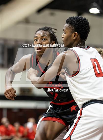 Thumbnail 3 in North vs. Hanford photogallery.