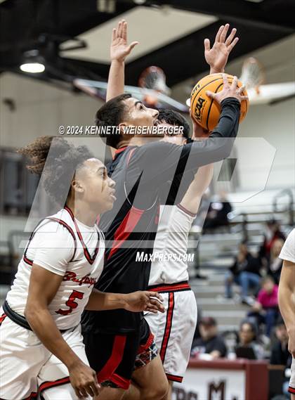 Thumbnail 1 in North vs. Hanford photogallery.