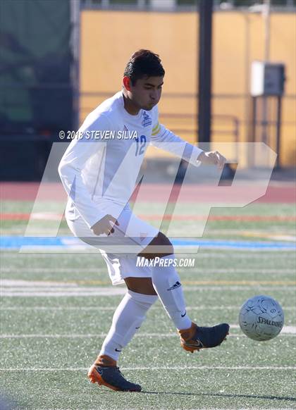 Thumbnail 1 in San Diego vs. San Ysidro (San Diego Holiday Tournament) photogallery.